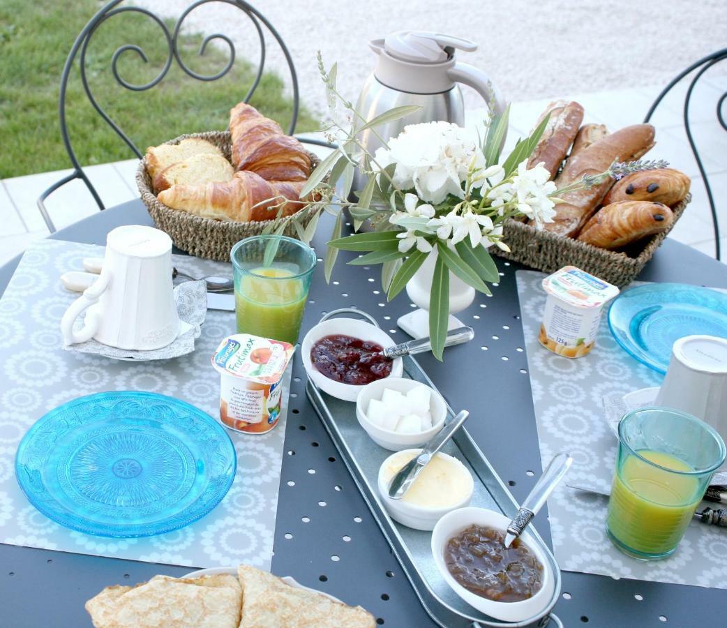 Bed and Breakfast Au Coeur Des Vignes Archiac Екстер'єр фото